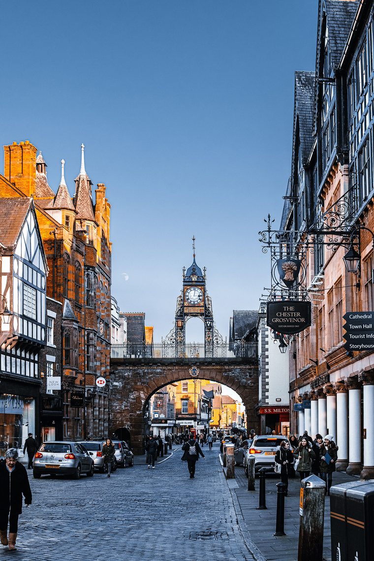 L'horloge d'Eastgate et les façades à colombages de Chester