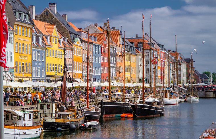 Les façades colorées et les bateaux du canal de Nyhavn