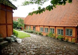 Les ruelles pavées et les maisons à colombages du centre historique d'Ebeltoft
