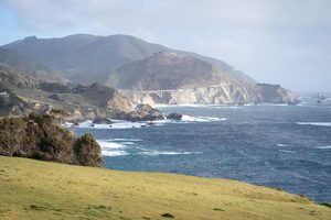 Le pont de Bixby Creek sur la côte escarpée de Big Sur