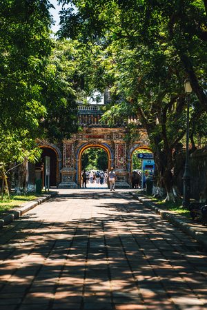 La porte du Midi à l'entrée de la Cité impériale de Huế