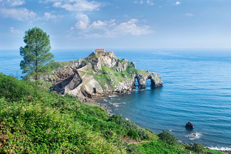 L'ermitage de San Juan de Gaztelugatxe perché sur son îlot rocheux