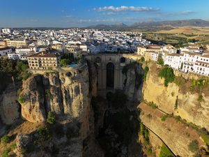 Le pont Neuf (Puente Nuevo) enjambant les gorges d'El Tajo à Ronda