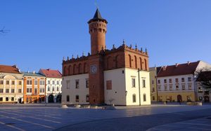 L'hôtel de ville de Tarnów sur la place du marché