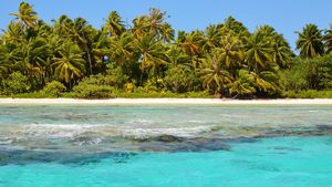 Le lagon turquoise et les motus de Tetiaroa vus du ciel